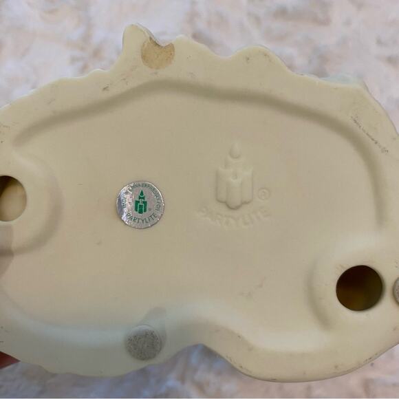 Partylite Ariana Fairy Blowing Kisses Porcelain Tea Light Candle Holder - Picture 11 of 11